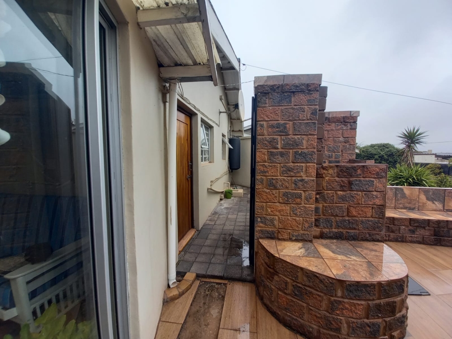 4 Bedroom Property for Sale in Parkersdorp Western Cape